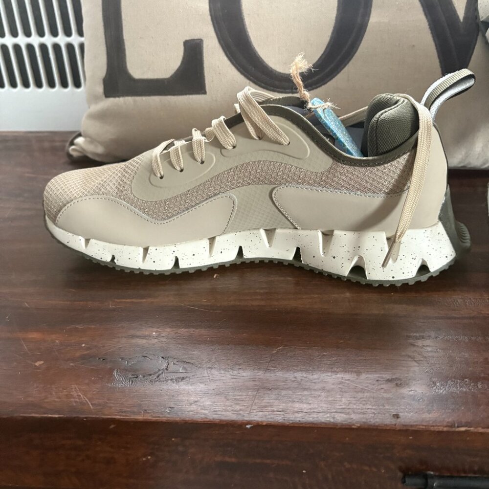 Reebok Zig Dynamica Men 10.5 "New"